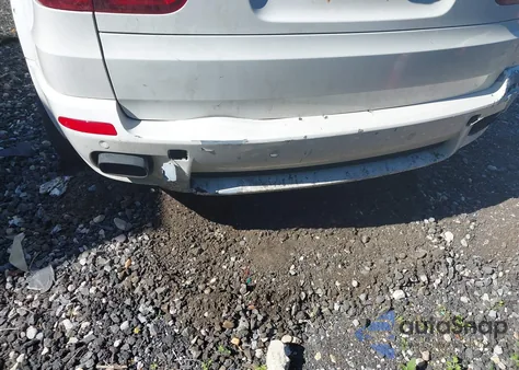 2011 BMW X5 xDrive35I/xDrive35I Premium/xDrive35I Sport Activity z USA, uszkodzony, nr VIN 5UXZV4C5XBL402308